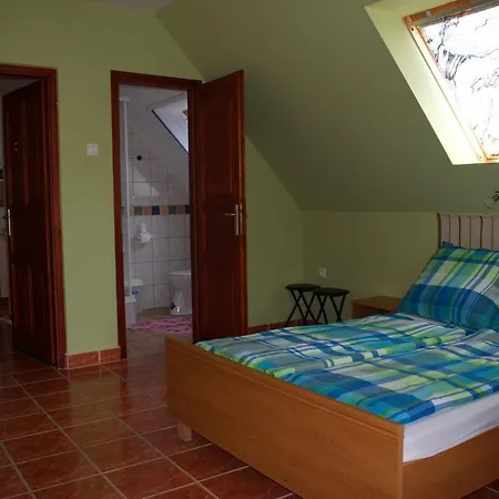Appartement In 35401 Balatongyörök